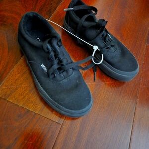 Black Vans Unisex Sneakers Size M5 Or W6.5
